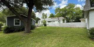 519 E Gandy Street Gallery 17