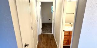 Laurel Park Gallery 6