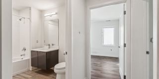 Graduate Pointe Gallery 130