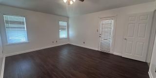 8305 CRIMSON CREEK Dr Gallery 7