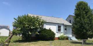 2 bed house on Rva Northside! Central hvac, hardwoods,all electric, lots of parking, laundry, 2 bed house on Rva Northside! Central hvac, hardwoods,all electric, lots of parking, laundry, Gallery 1