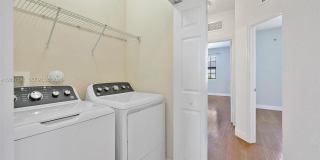 3728 NE 3rd Ct Gallery 23
