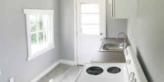 ALL ELECTRIC! 1Bed/1Bath Single Family Home! Newly Renovated! Gallery 6