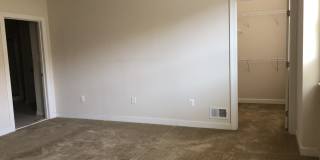 2 Level Townhouse/condo with one car garage in the Watkins Mill Town Center Gallery 18