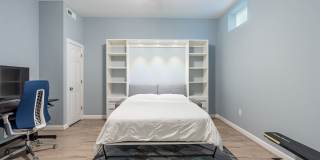 Beautiful Southern Village townhome - Furnished - Mid / Long Term lease options Gallery 33