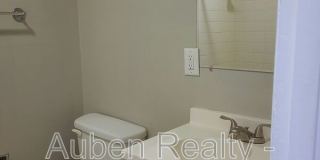 3329 Pinewood Avenue Gallery 6