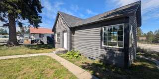 Remodeled 2 Bedroom Home – Water & Sewer Included Gallery 1