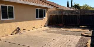 Updated 3 bedroom 2 bathroom Single Family Home in Northeast Windsor Gallery 4