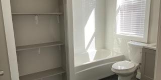 5448 Kincaid St Gallery 6