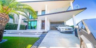 7520 W Treasure Dr Gallery 1