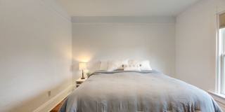 909 5th Ave. Gallery 6