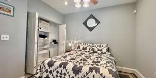 1718 East Grant Road - 2 Gallery 15