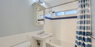 Introducing a spacious 4 bedroom, 2.5 bathroom house located in Bryan Heights! Gallery 13