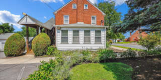 212 FREDERICK Avenue S Gallery 6