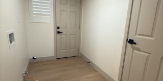 114 South Emerald Place Gallery 4