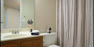 Meadow Glen Apartments Gallery 52