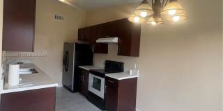 2742 NW 199th Ter Gallery 3