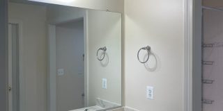 3 Bedroom Townhome in Sterling, with a large complete loft on top floor Gallery 28