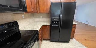 Sweet Spot in Carrboro! Inviting, updated 3br 2ba condo...Walk to Weaver St. & minutes to UNC Sweet Spot in Carrboro! Inviting, updated 3br 2ba condo...Walk to Weaver St. & minutes to UNC Gallery 10
