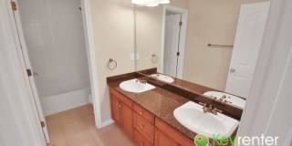 Beautiful 4 Bedroom Windemere Home on Corner Lot Gallery 24