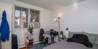 Huge 4 bed 2 bath townhouse near Northeastern with a move in special! Gallery 15