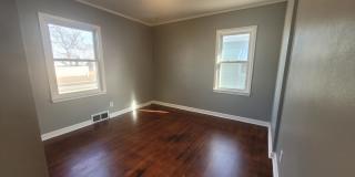 4 Bedroom, 2 Bathroom Home with Garage! Gallery 7