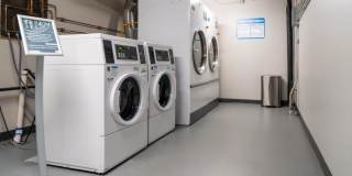 Lincoln Square Gallery 33