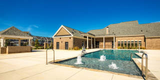 Austin Woods Apartment Homes Gallery 3