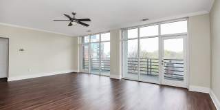 400 North Church Street #414 - 1 Gallery 40
