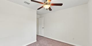 Spacious 4-Bedroom Townhome in Gated Meadow Pointe Gallery 24