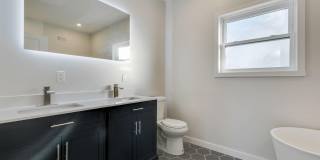 614 HOFFMAN Street Gallery 22