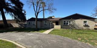 Charming 4 bed 2 bath home in Yucaipa Gallery 1