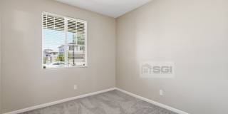 17851 W Daley Ln Gallery 19