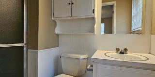 (3) Bed/(2) Bath Near Schools and Shopping! Avail NOW! Gallery 12