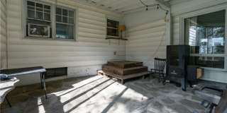 325 Paddock Street Gallery 13