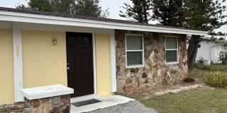 Spacious 2/2 with a garage available until end of December Gallery 1