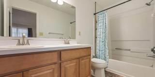 114 THAMES Drive Gallery 14