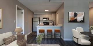 Deer Valley Apartments Gallery 12