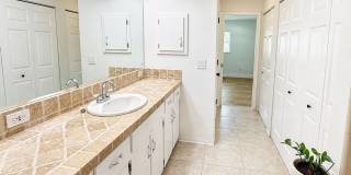 Updated 2/2/1 Home in Northeast St. Petersburg! Gallery 24