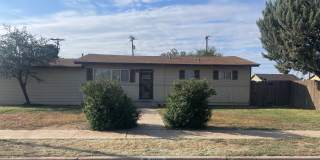 Move in Special! $200 off First Month! Adorable 2 Bedroom with 2 Car Garage Close to Hospitals and TTU! Gallery 1