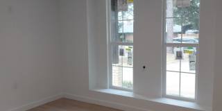 3/2/2 Newly remodeled home with new appliance, flooring and much more! Gallery 12