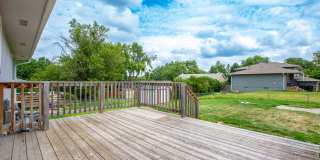 3 Bedroom / 2 Bath Home off 108th and Q! Gallery 29