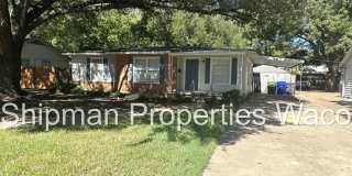 3917 Maple Avenue Gallery 1