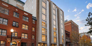 Vivre Gallery 142