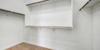 1133 E Buckingham Avenue Gallery 14