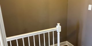 3 Bedroom Home with Basement and yard Gallery 3
