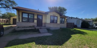 4803 South Crockett Street Gallery 1