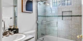 201 N Lincoln Gallery 10