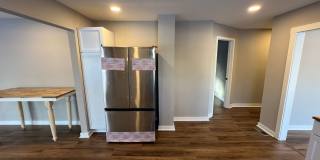 Remodeled Single Level 3 Bed, 2 Bath Home w/ 1 Car Garage Gallery 12