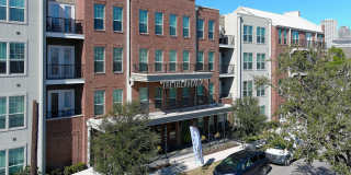 Delaneaux Gallery 27